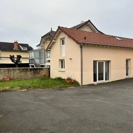 Bel Appartement A 2 Pas Du Chu Isle Exterior photo